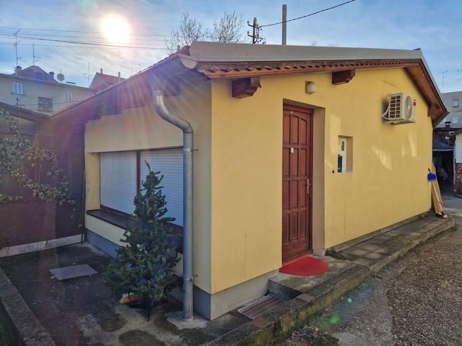 Warm House Full Of Ambient,joy And Comfort * Zagreb